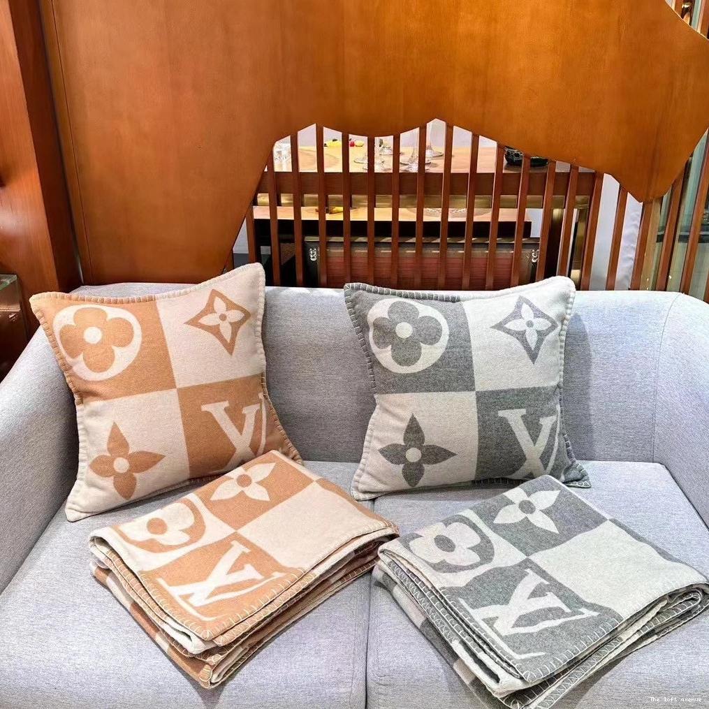 BROWN CUSTOM BLANKET THROW CHECKERED 0812